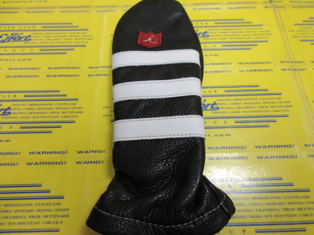 Pinseeker Collection Hybrid-Pitch Black/Pure White