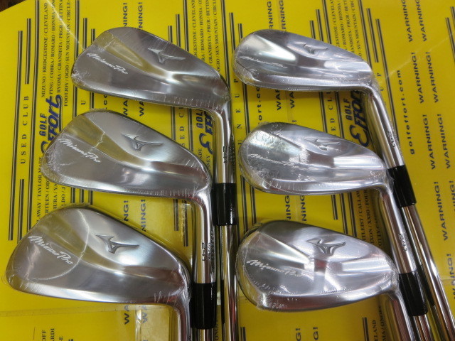 ミズノ　Mizuno Pro 241