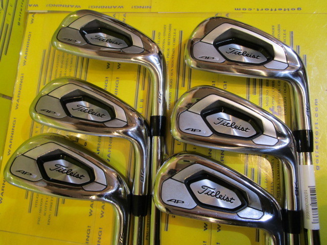 Titleist 718 AP3 Golf Irons | Player Distance Irons
