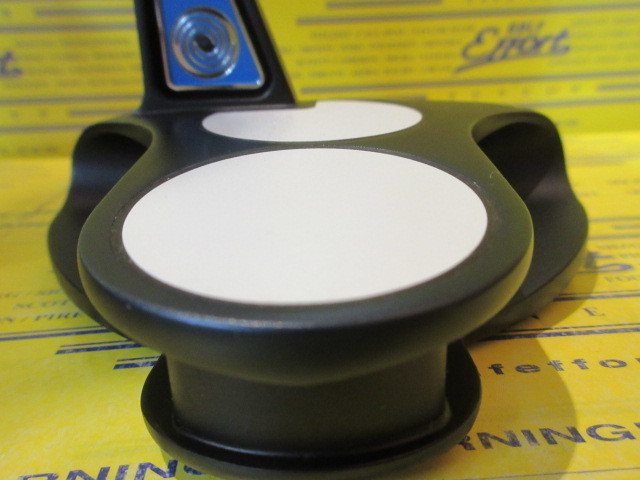 オデッセイ　Ai-ONE TRI-BEAM 2-BALL CS