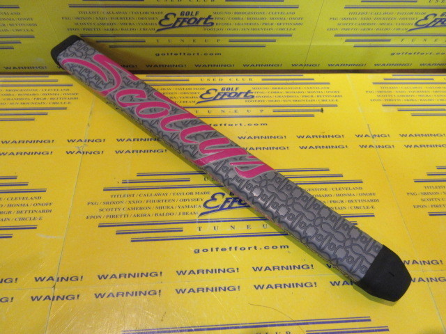 スコッティ キャメロン<br>MEDIUM PINK PADDLE