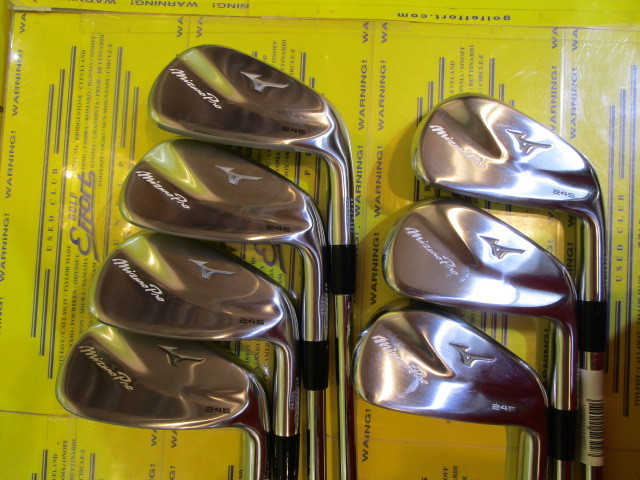 ミズノ　Mizuno Pro 245