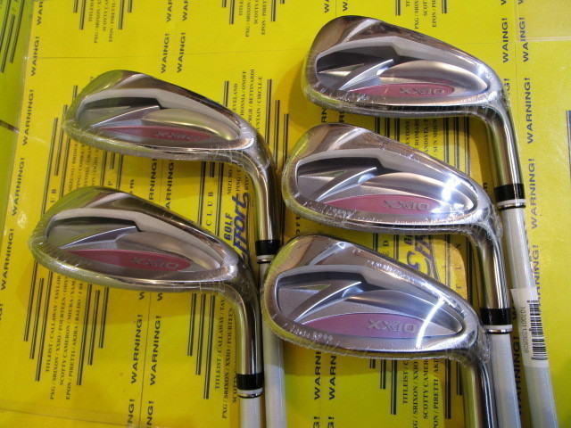 ダンロップ　XXIO 14 ホワイト