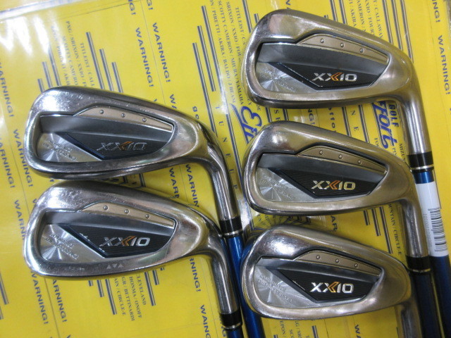 ダンロップ　XXIO 13 ネイビー