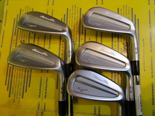 Mizuno Pro S-3