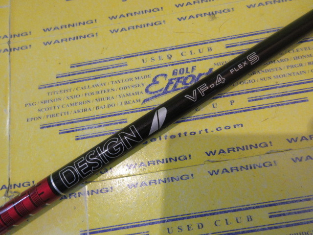 TOUR AD VF-4<br>テーラーメイド スリーブ