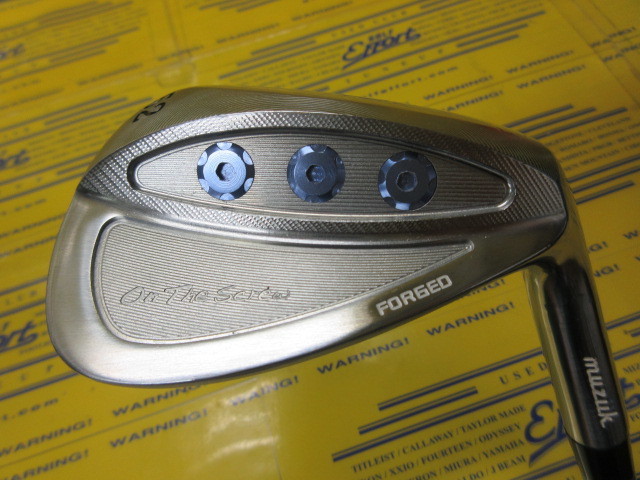 ムジーク<br>On The Screw MULTI ICON WEDGE