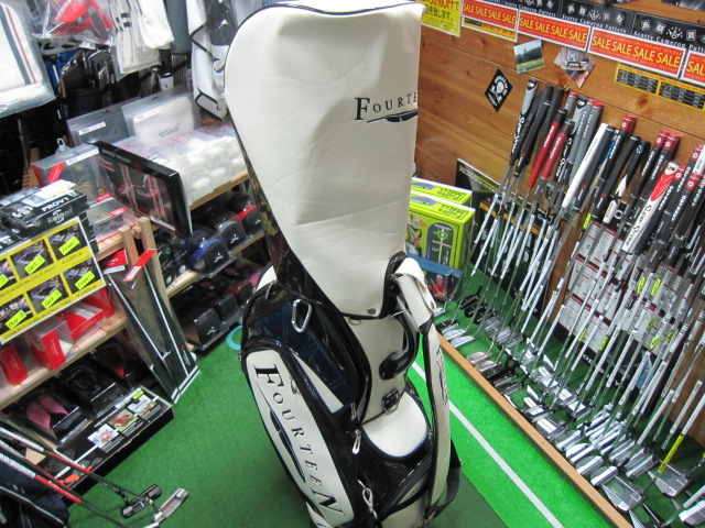 キャディバッグ/フォーティーンののゴルフ用品商品詳細 | ゴルフエフォート