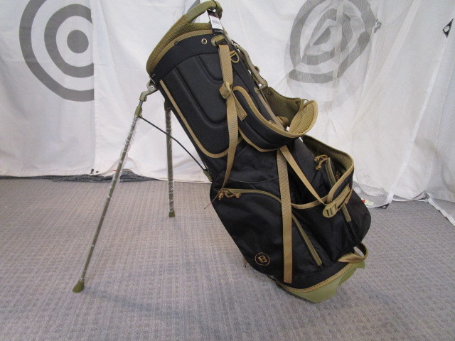 BRIEFING CR-4 #02 XP COYOTE BRG213D16 Blackのスペック詳細 | 中古