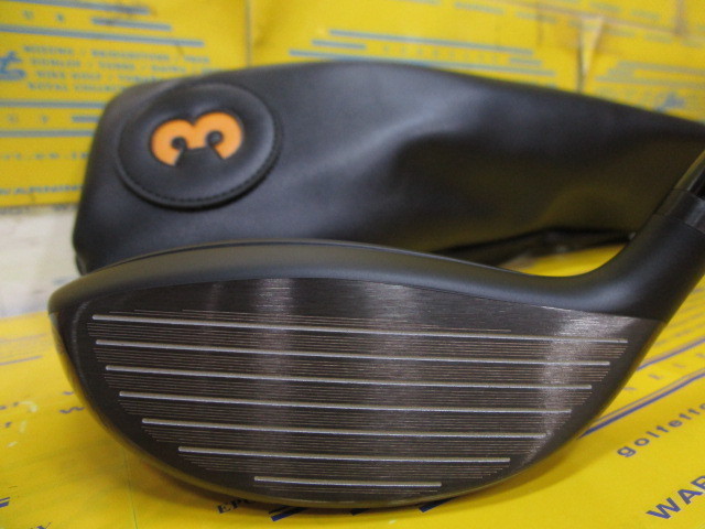 ONOFF FAIRWAY ARMS KURO, ONOFF